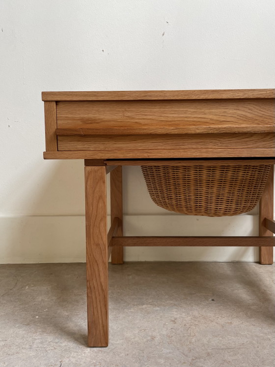 Image 1 of Breitafel naaitafel. Vintage uit Denemarken. Plek voor breinaalden en wol - kan ook als bijzettafel met handige opslag 