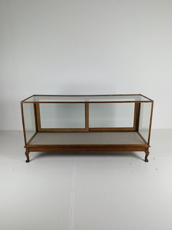 Image 1 of Antica grande vetrina/bancone in vetro