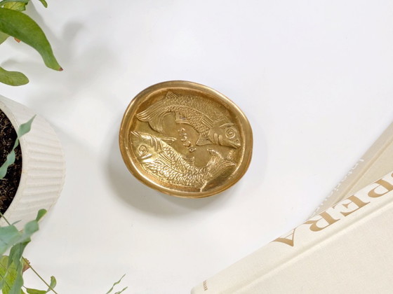 Image 1 of Vintage messing Vissen Zodiac schaal | Astrologische Vide-Poche | Jaren 70