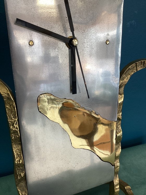 Image 1 of Orologio David Marshall in stile brutalista, in ottone massiccio e alluminio