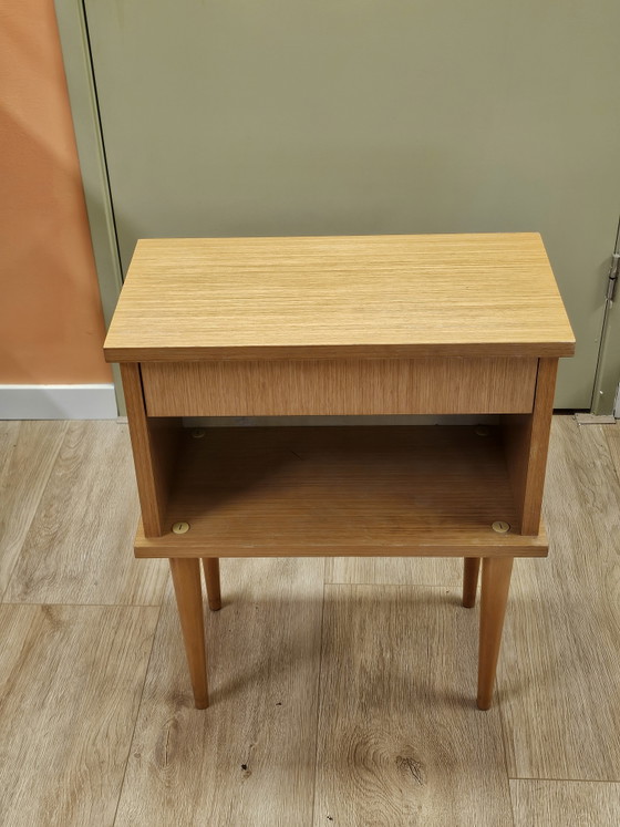 Image 1 of Table de chevet vintage scandinave