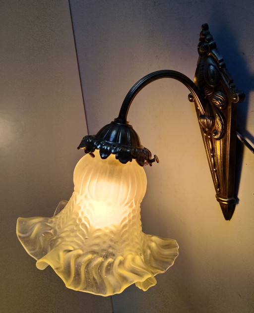 Applique Art Nouveau in bronzo e vetro - inizio XX secolo