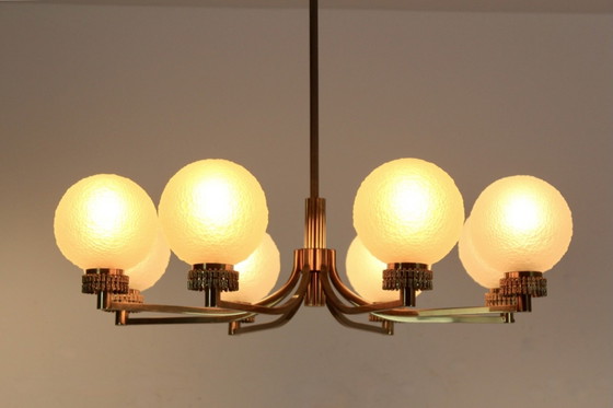 Lampadario francese in ottone e vetro smerigliato (foto 11 di 15)