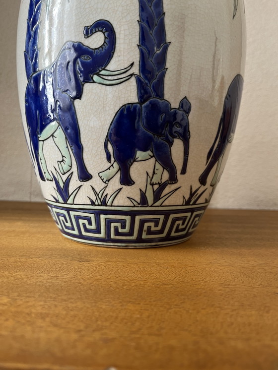 Image 1 of Elephant vase KERALOUVE