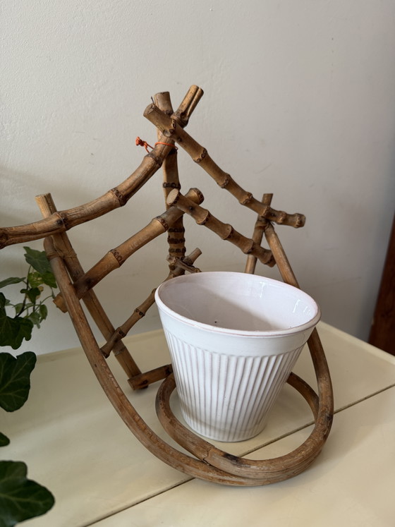 Image 1 of Rattan-Pflanzenhänger mit Blumentopf