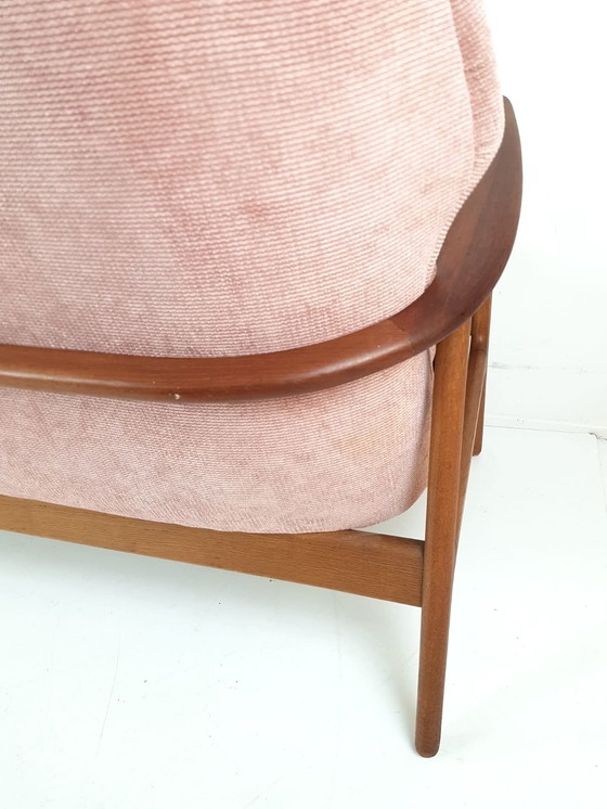 Image 1 of Vintage Bovenkamp Aksel Bender Madsen bankje | bank roze nieuw gestoffeerd