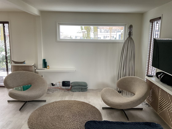 Image 1 of Roche Bobois Nuage design draaifauteul.