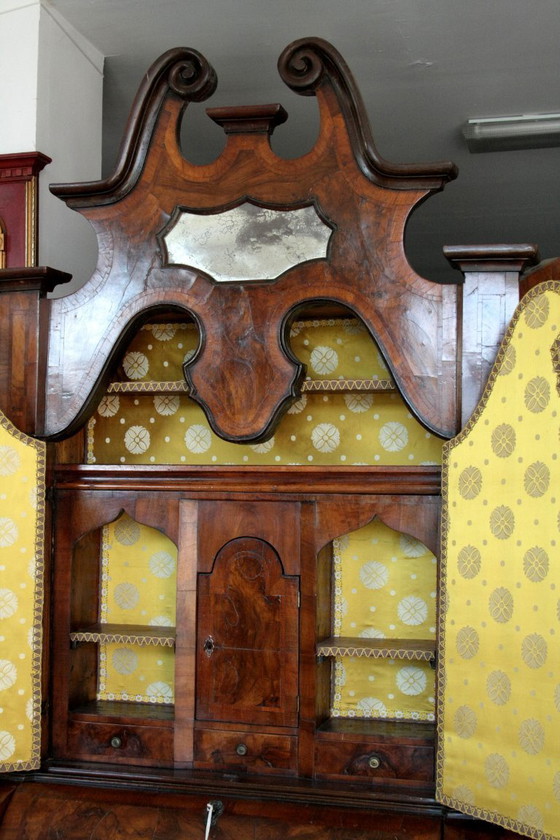 Image 1 of Originele Lombardische Italiaanse trumeau van walnoot en walnootwortelhout, 19e eeuw, Noord-Italië