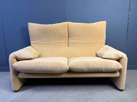 Maralunga Sofa by Vico Magistretti for Cassina – Textile (photo 5 of 10)