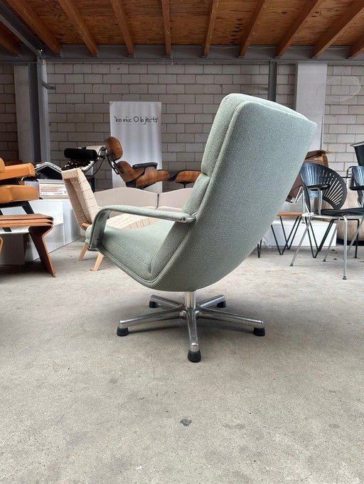 Fauteuil Artifort F141 de Geoffrey Harcourt