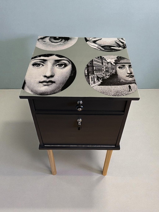 Vintage kastje met blad en Fornasetti Thème et Variazioni | L'ambiance vintage