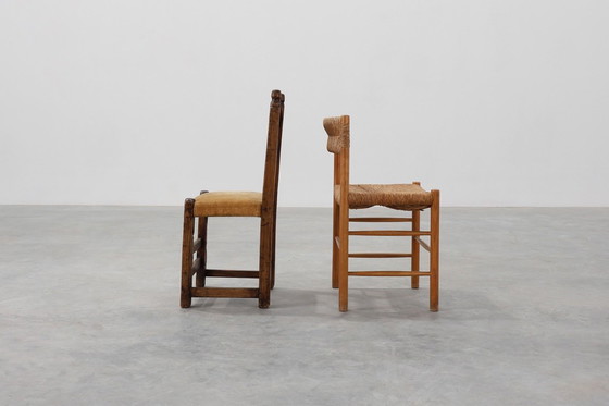 Image 1 of Sedia laterale spagnola in rovere intagliata a mano del XIX secolo con seduta in velluto