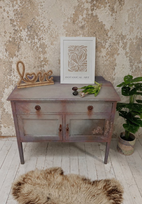 Image 1 of Wooden antique engish cabinet 