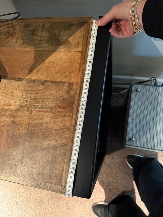 TV-Möbel aus Teakholz und Metall, Beige (Foto 3 von 6)