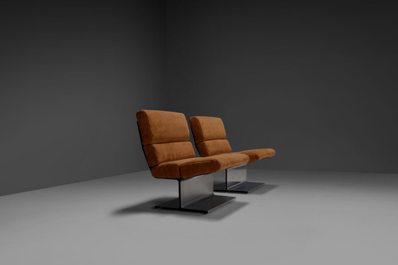 Image 1 of Très rare paire de chaises longues en cuir et acier par Paul Geoffroy pour Uginox, France, années 1970