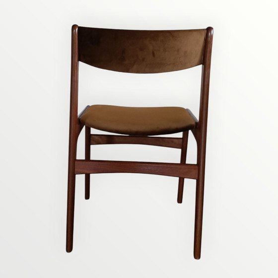 Image 1 of 6 chaises de salle à manger vintage Erik Buch