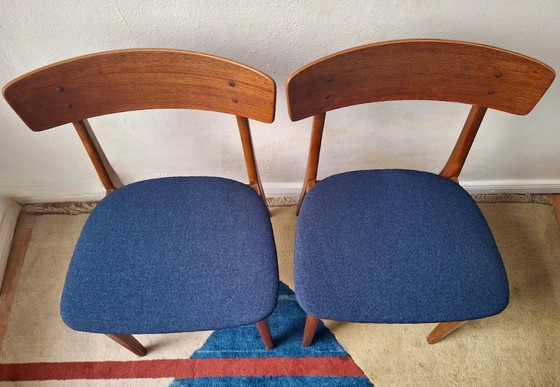 Image 1 of Een paar Deense teakhouten eetkamerstoelen uit het midden van de 20e eeuw van Farstrup, jaren 60.