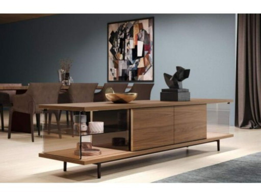 The Farns sideboard with 2 wooden doors and 2 glass doors