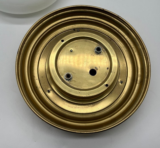 Image 1 of Plafondlamp in mid-century modern stijl – Art Deco – Opaalglas & Messing