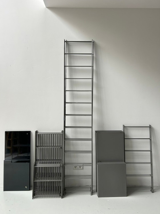 Vintage Ikea Niels Gammelgaard stellingkast "Peter" (groot!) – Vitrinekasten, Metal, Glass (photo 9 of 10)