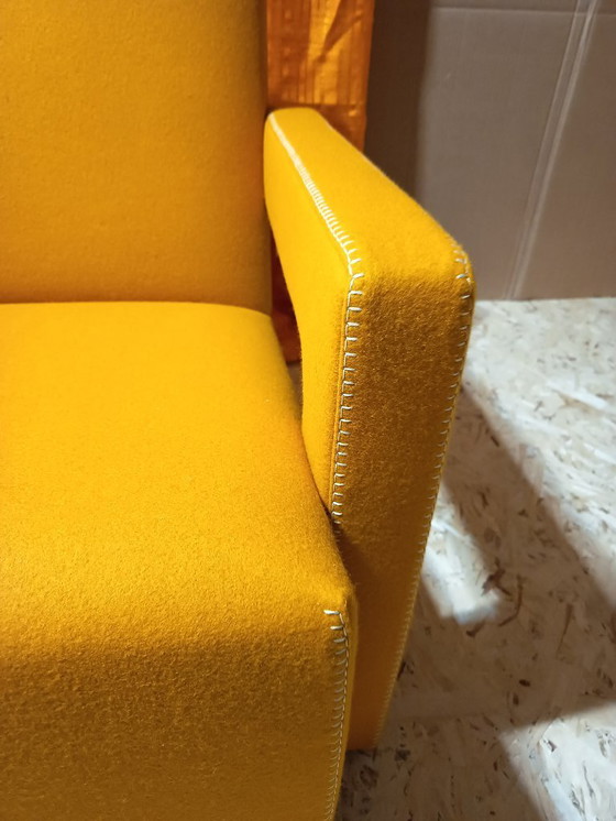 Image 1 of CASSINA Paire de fauteuils Utrecht 637 NEUF 2026 en laine KVARD Moutarde par Gerrit Rietveld