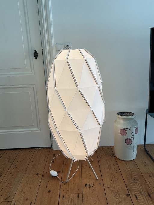 Lámpara de pie IKEA SJOPENNA
