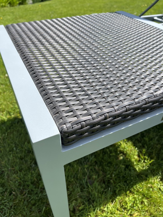 Image 1 of Set: 2 ligbedden met zijtafel van GO IN