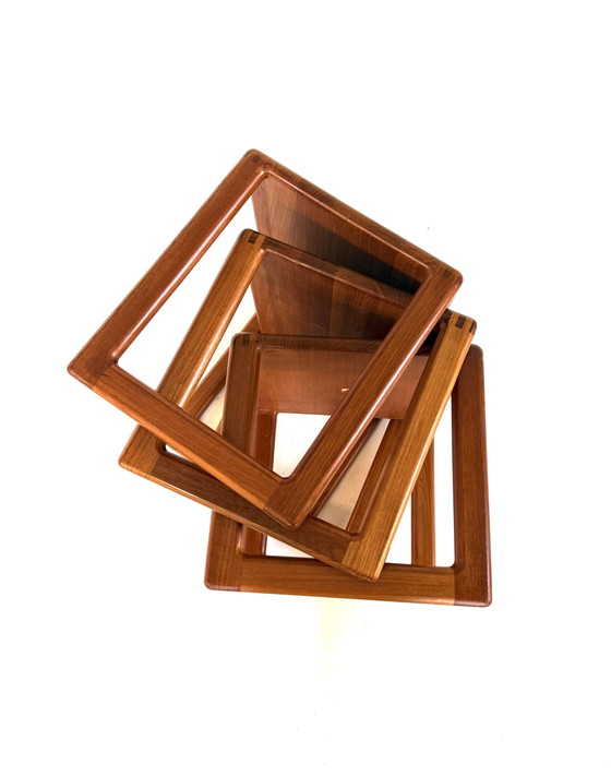 Image 1 of Satz Satztische aus Teakholz von Vintqge, Dyrlund '70