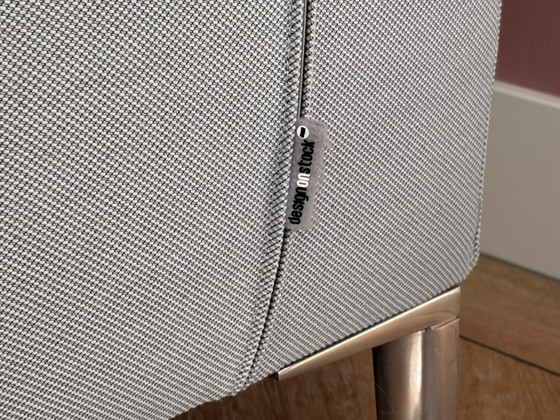 Design on Stock Heelz – Corner sofas, Textile, Chrome (photo 3 of 5)