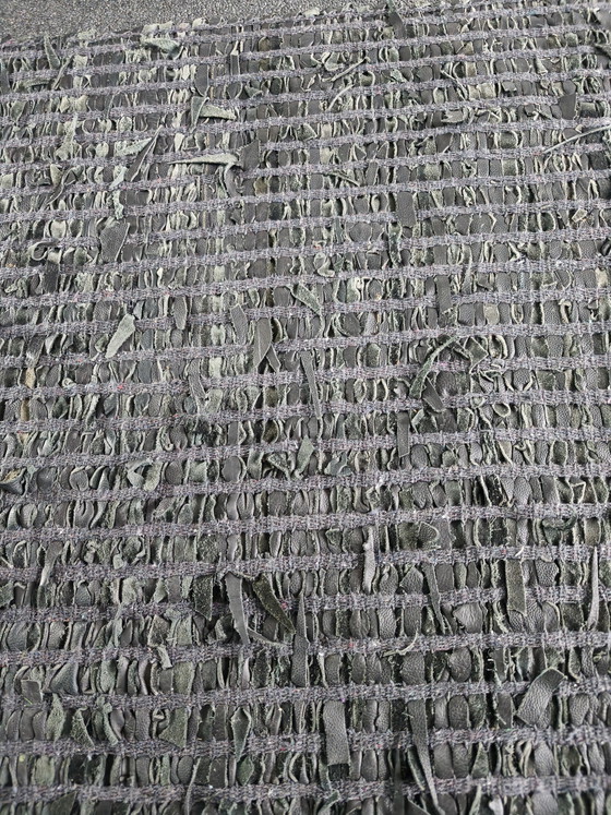 Image 1 of Alfombra de cuero tejido 240x160