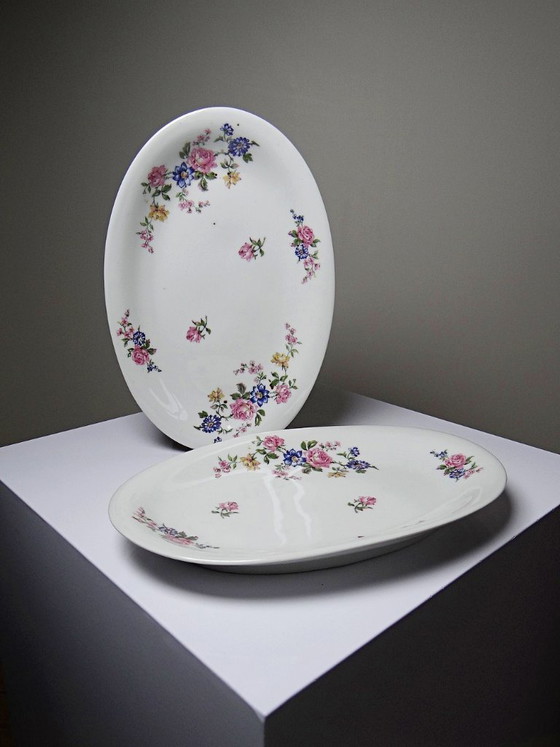 Image 1 of 28-piece Bernardaud Limoges porcelain dinner service with floral decoration, 1920s-1950s