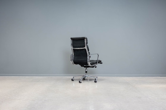 Image 1 of 70’S Eames Ea219 Softpad Office Chair