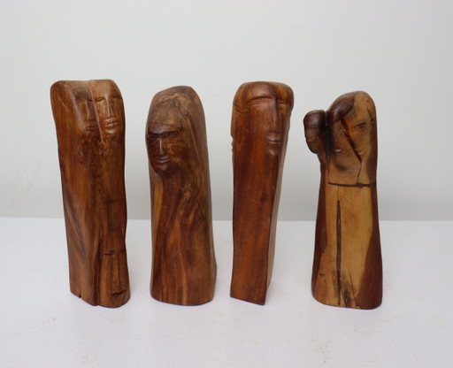 Segreti dell'anima, sculture in legno