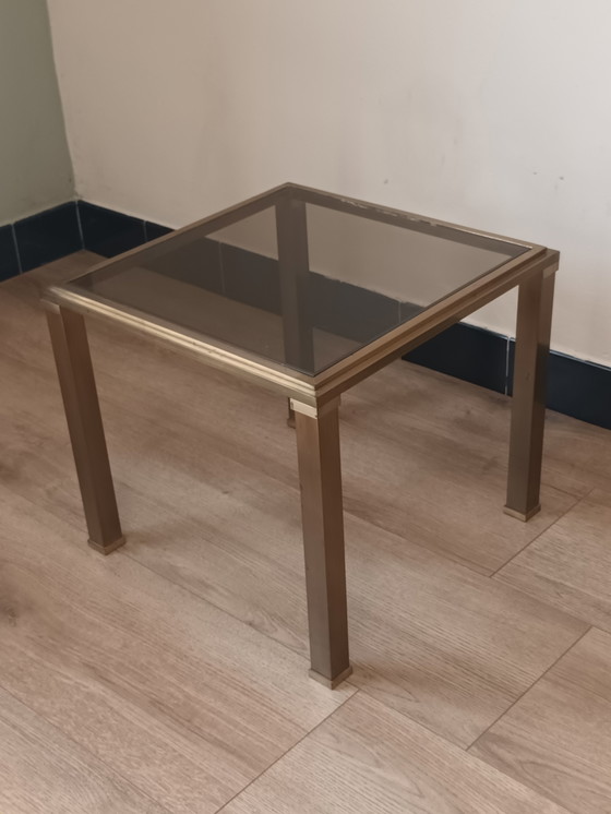 Image 1 of Table d'appoint en bronze avec verre fumé
