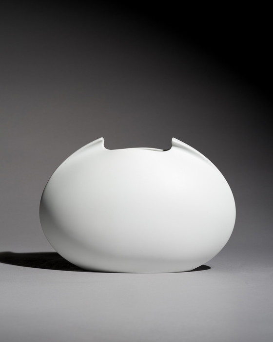 Image 1 of Lino Sabattini TASCA Vase ROSENTHAL Bisque Porcelain Postmodern Minimalism 20x27
