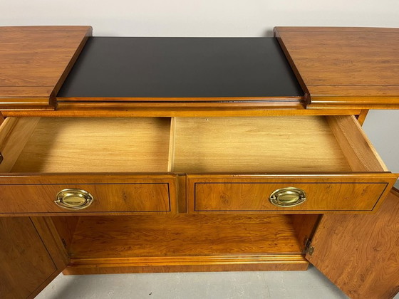 Drexel Heritage Mobile bar / Credenza buffet Campaign anni '70 – Piano scorrevole estensibile. USA, anni (photo 17 of 24)