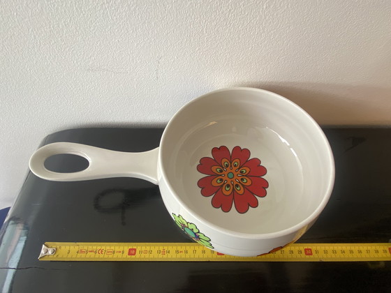 Image 1 of Rara pentola per fonduta di verdure vintage Villeroy & Boch degli anni '60/'70, variante floreale del modello Acapulco.
