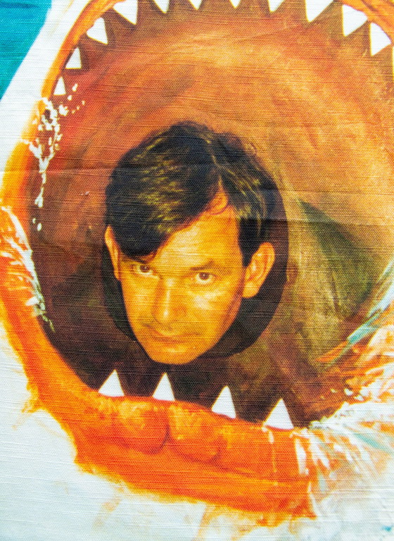 Image 1 of Original Martin Parr Geschirrtuch / 'Benidorm Shark / Autoportraits / 70 x 50cm