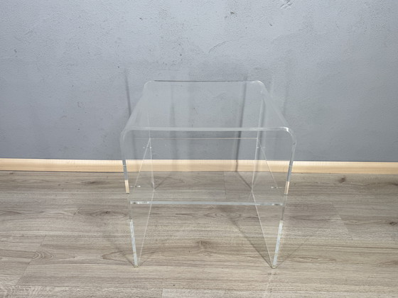 Image 1 of Tavolino laterale in plexiglass trasparente