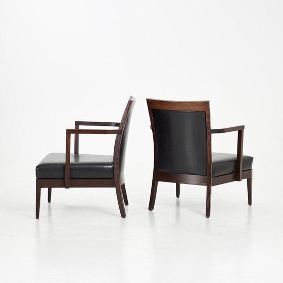 Image 1 of Pair of TON Bentwood Armchairs in dark-stained beech with black leather upholstery, produced in the Czech Republic by TON 