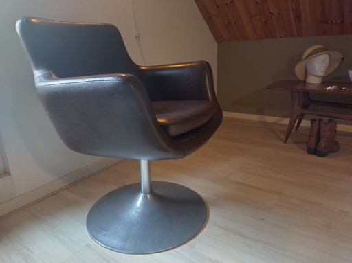 Sedile girevole vintage skai