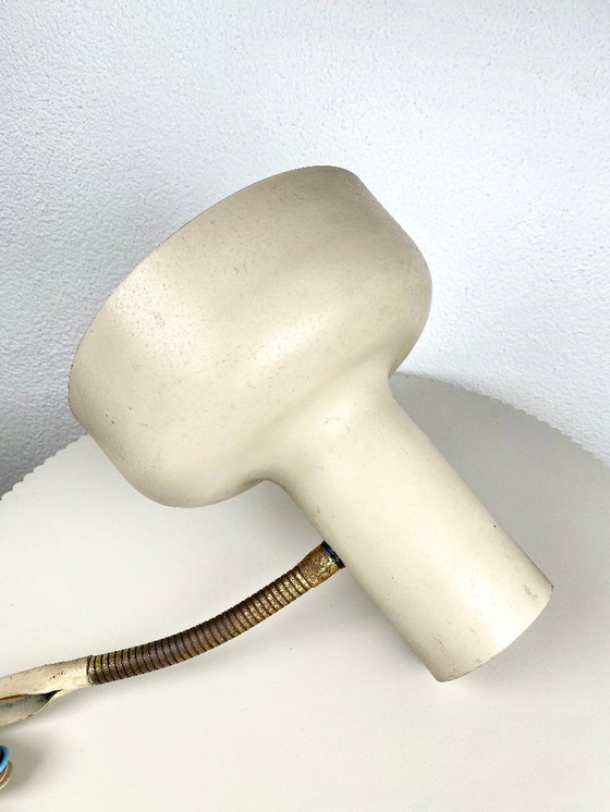 Image 1 of Middelgrote Vintage Industriële Bauhaus Schaar Wandlamp In Creme Wit / Grijs / Licht Beige - Vintage Accordeon MCM Wandlampen