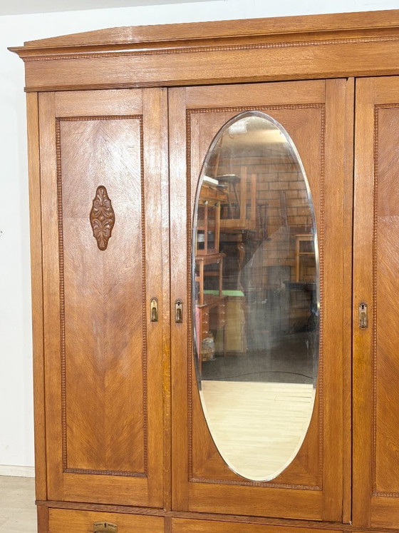 Art Nouveau wardrobe | linen cupboard | oak, circa 1920, with mirror | German design – Wood (photo 6 of 12)