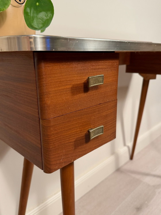 Beautiful Vintage Mid-Century Desk / Dressing table, 1950s/60s, Wood, Brown (photo 7 of 8)