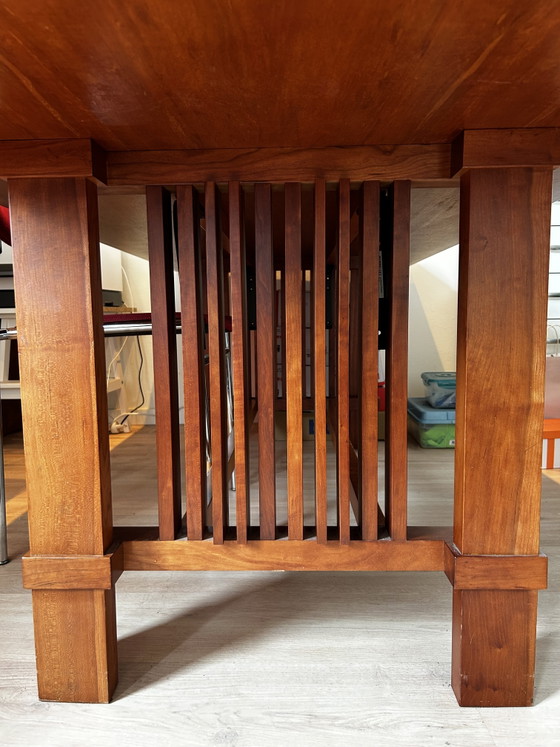 Image 1 of Modèle de table Taliesan Frank Lloyd Wright