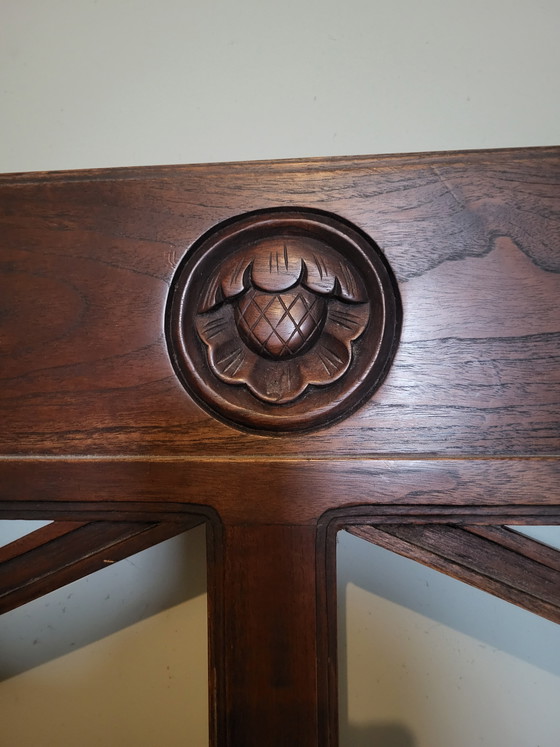 Image 1 of Letto a baldacchino, realizzato a mano con intagli in legno.