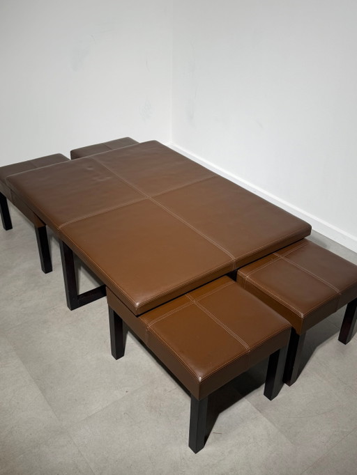 Tavolino da caffè contemporaneo in pelle con quattro sgabelli impilabili – zithoek, Wood (photo 2 of 5)