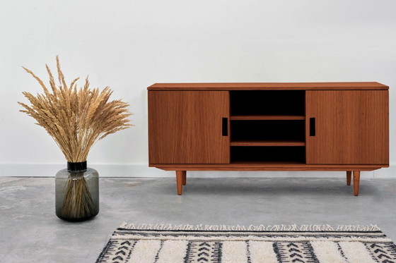 Image 1 of Dressoir van gebeitst teakhout voor tv T-S14