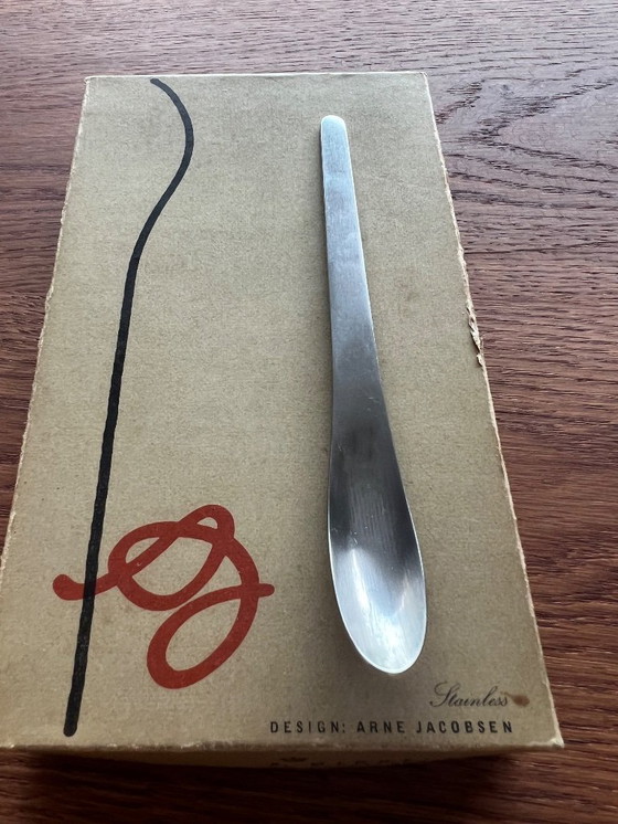 Image 1 of Arne Jacobsen - must go - reduced price