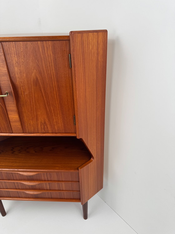 Image 1 of Gunnar Falsig Eckbarschrank für Falsigs Møbelfabrik – Intelligentes dänisches Design